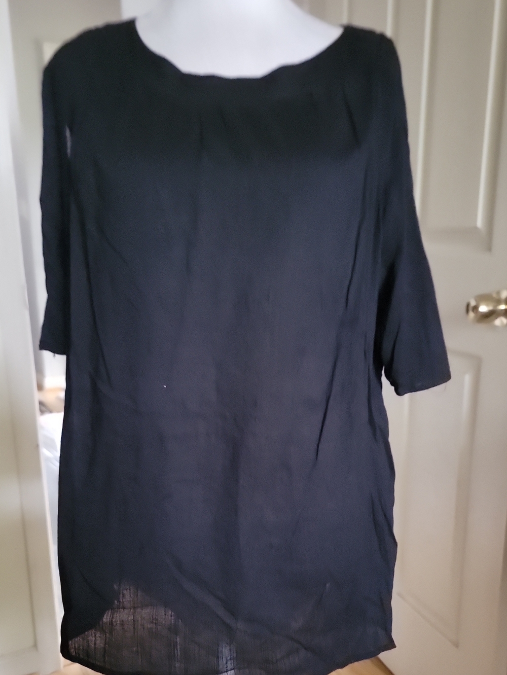 Old Navy Black Women's Short-Sleeve Tunic Top